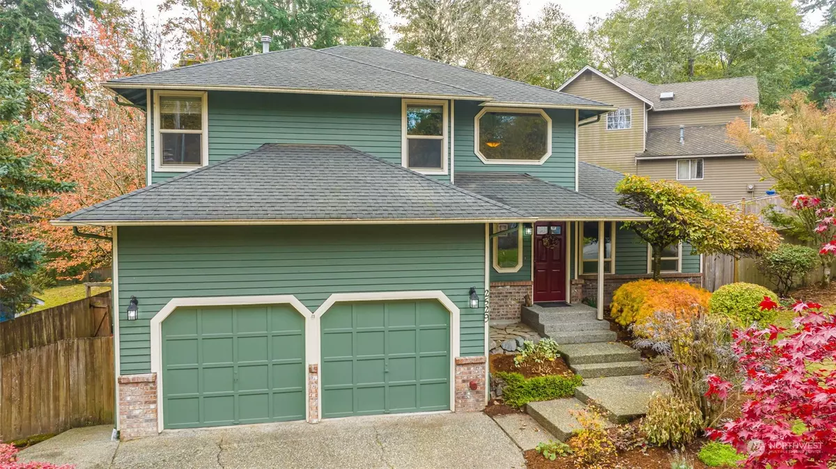 Lake Forest Park, WA 98155,2529 NE 184th PL