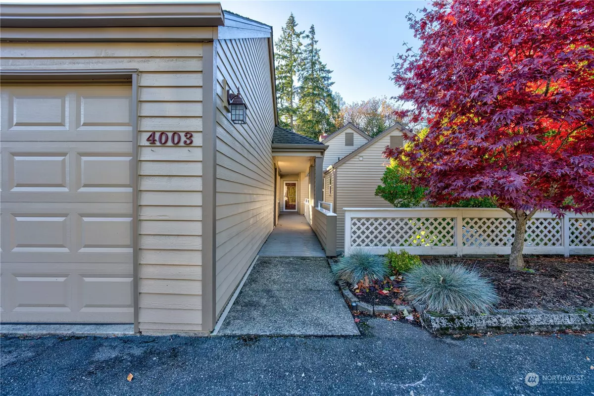 Issaquah, WA 98029,4003 220th PL SE #2128