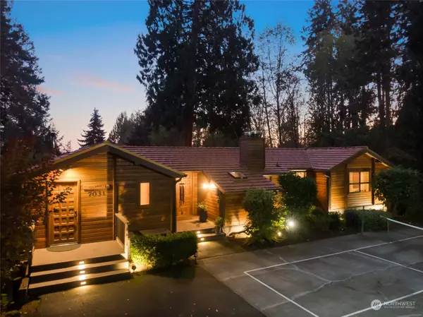 7031 NE Baker Hill RD, Bainbridge Island, WA 98110