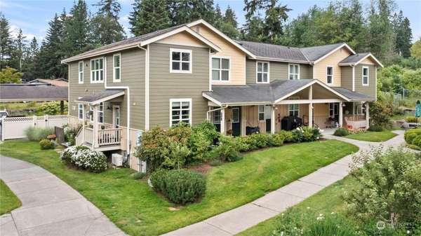 7701 Beacon PL NE #107, Bremerton, WA 98311