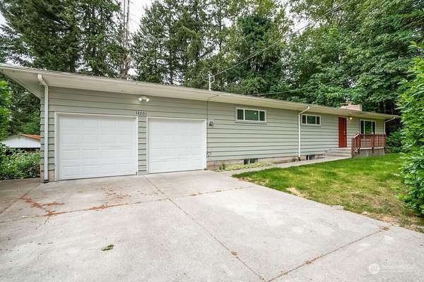 14201 169th AVE SE, Renton, WA 98059