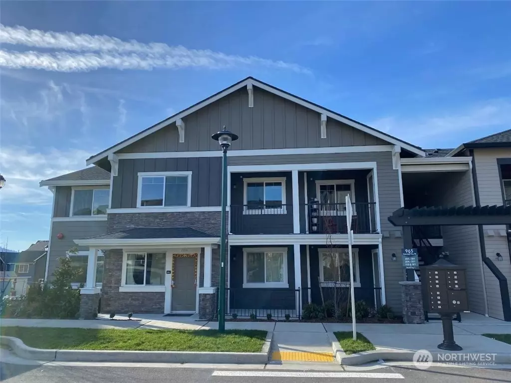 Issaquah, WA 98029,921 Westridge WAY NE #301