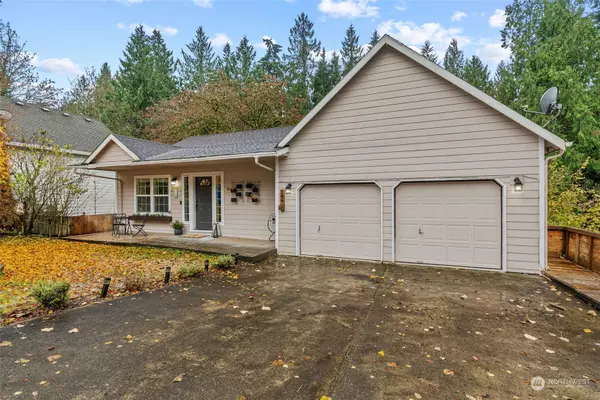 144 Cedar Falls DR, Kelso, WA 98626