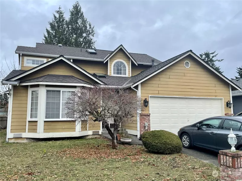 10206 SE 243rd ST, Kent, WA 98031