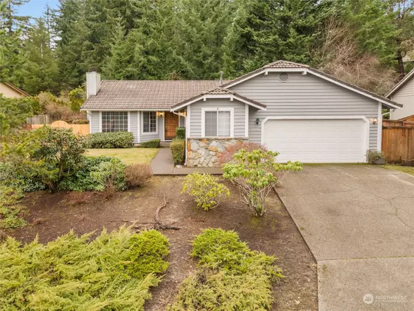 1709 Easthill PL NW, Olympia, WA 98502