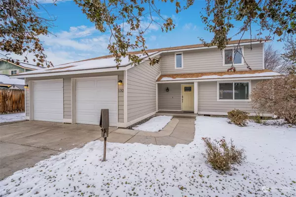 132 Lesa Marie LN, Kennewick, WA 99338
