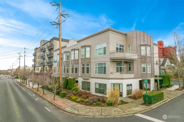 1001 Larrabee AVE #306, Bellingham, WA 98225