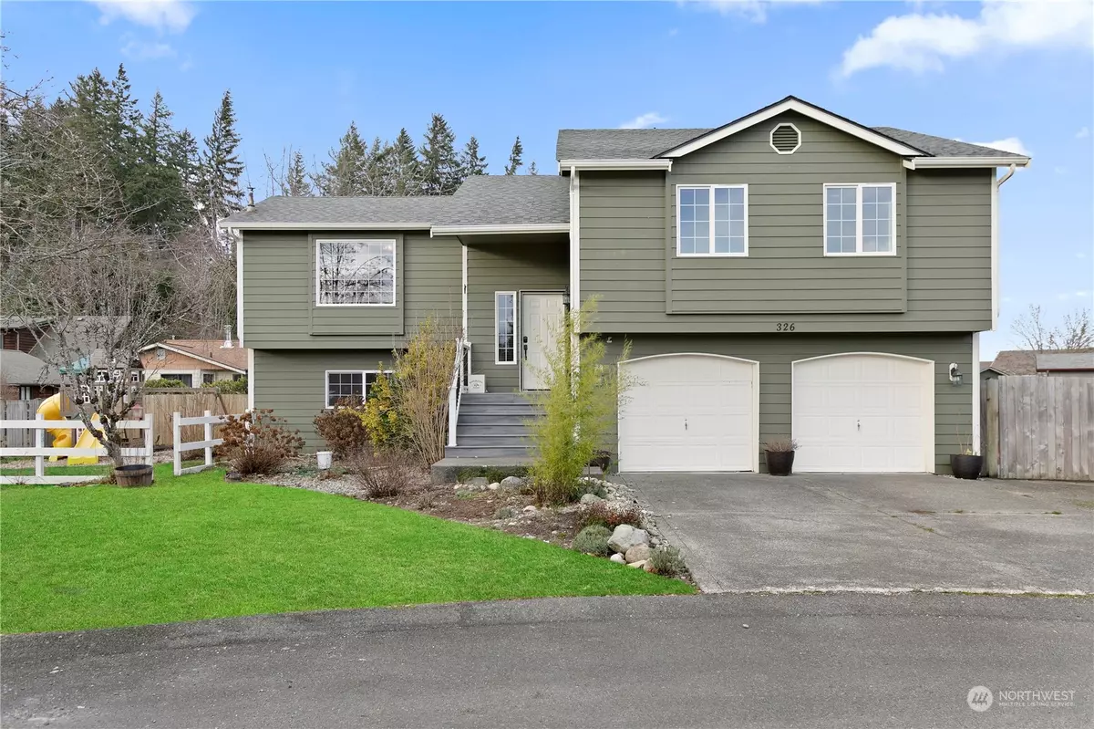 Eatonville, WA 98328,326 Maple DR N