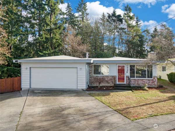 2746 NE 24th ST, Renton, WA 98056