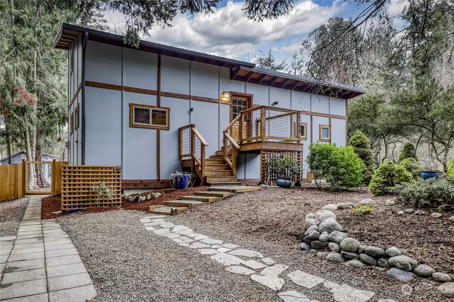 1077 57th ST, Port Townsend, WA 98368