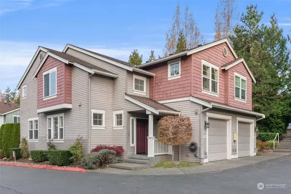 12343 NE 92nd ST #17, Kirkland, WA 98033