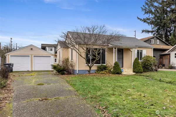 16 Oak Park DR SW, Lakewood, WA 98499