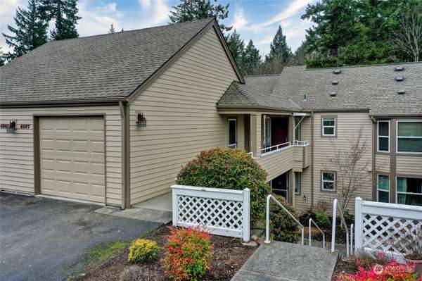 4007 220th PL SE #2126, Issaquah, WA 98029