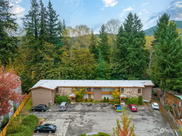 850 Front ST S, Issaquah, WA 98027