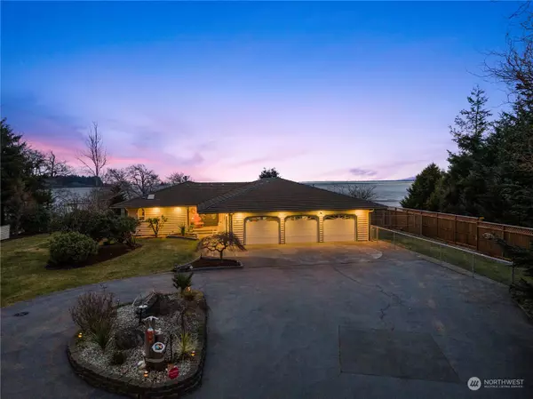 31 Rock View LN, Hoquiam, WA 98550