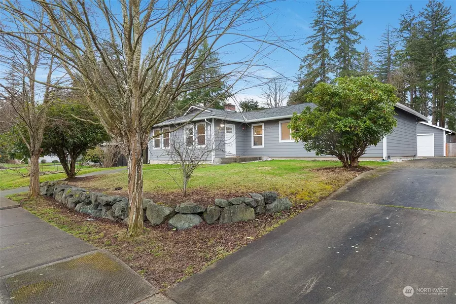 22104 39th AVE W, Mountlake Terrace, WA 98043