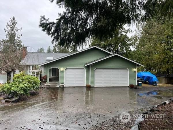 24 NE Tiger WAY E, Belfair, WA 98528