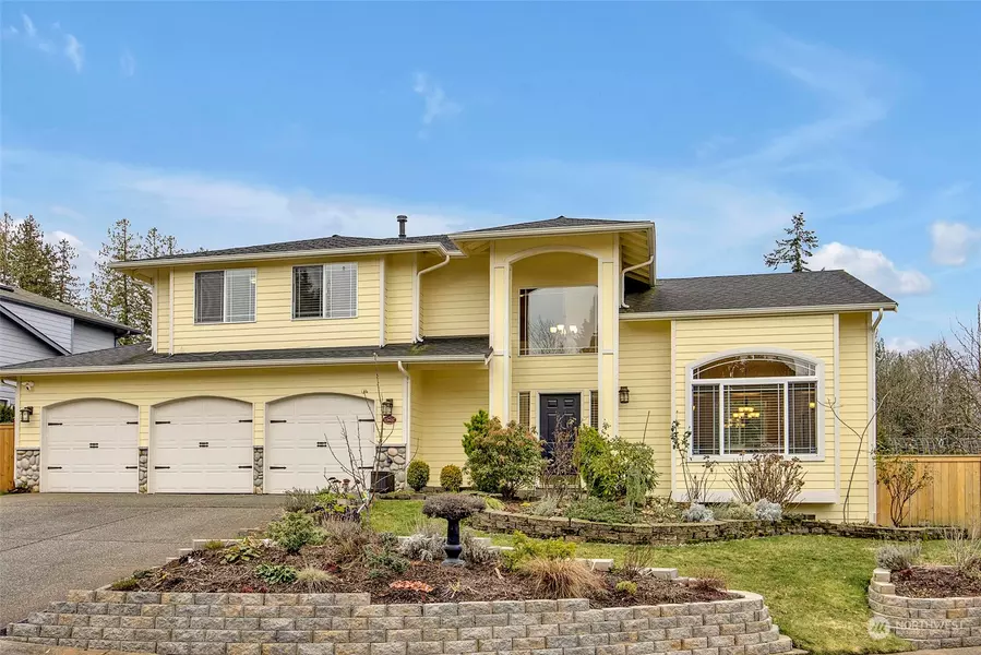 13410 Pacific Pointe LN, Mukilteo, WA 98275