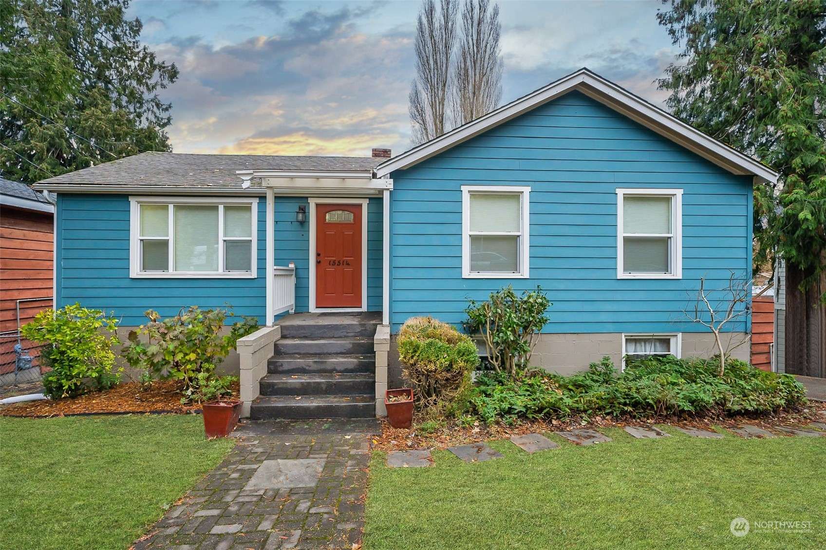 15514 11th AVE NE, Shoreline, WA 98155