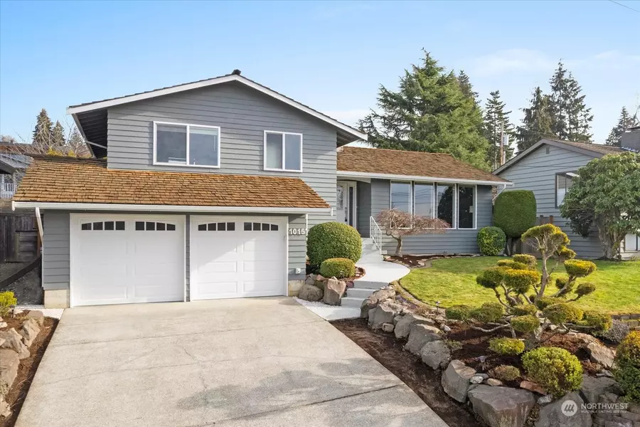 1015 8th AVE S, Edmonds, WA 98020