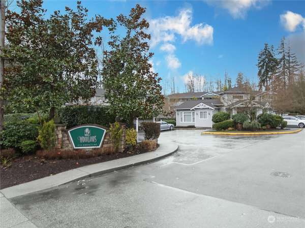 12712 Admiralty WAY #F306, Everett, WA 98204