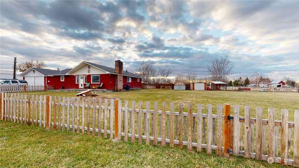 84984 Hurst LN, Milton-freewater, OR 97862