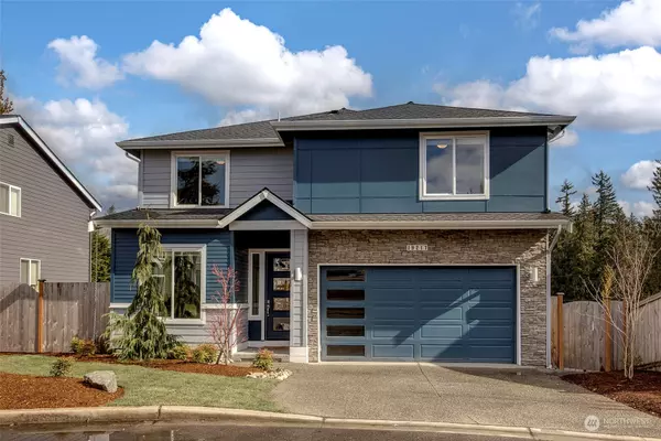 19217 8th AVE W, Lynnwood, WA 98036