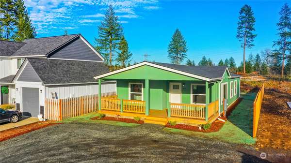 1891 E Island Lake DR, Shelton, WA 98584