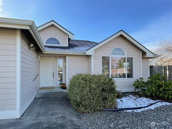 Sequim, WA 98382,505 W Fir ST