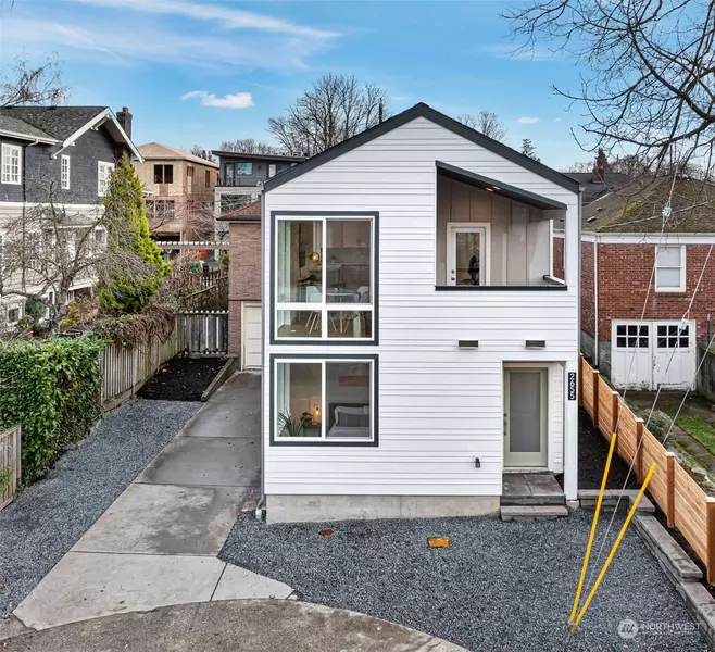 2655 9th AVE W, Seattle, WA 98119