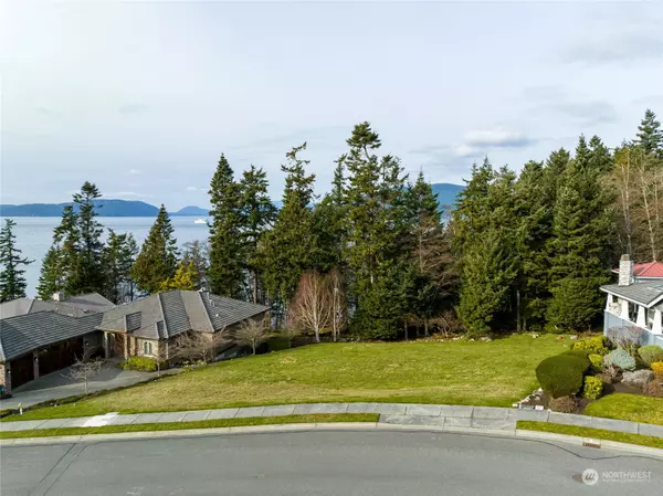 Anacortes, WA 98221,2409 Washington CT