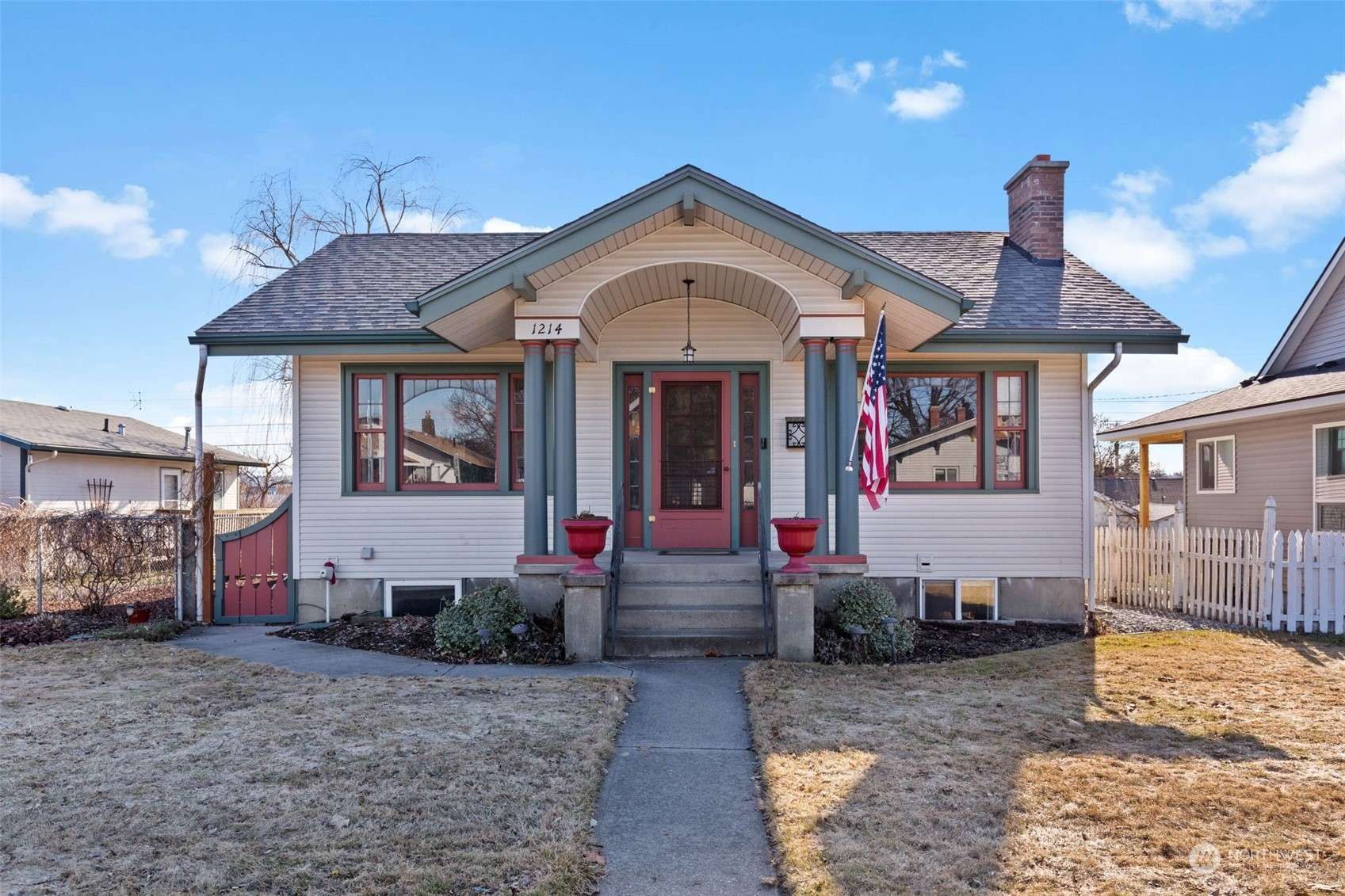 1214 E Illinois AVE,  Spokane,  WA 99207