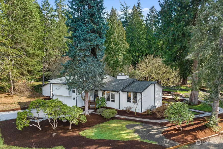 20705 NE 3rd ST, Sammamish, WA 98074