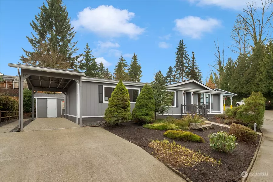 17306 Woodcrest DR NE, Bothell, WA 98011