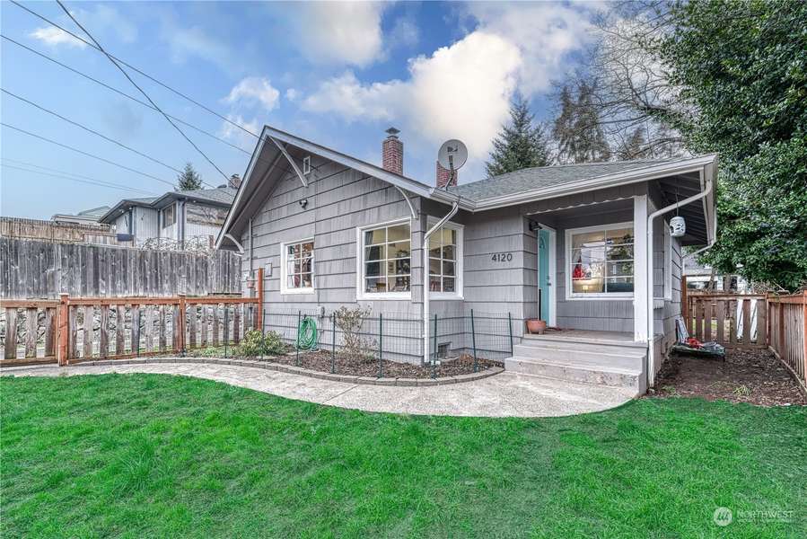 4120 C ST, Bremerton, WA 98312