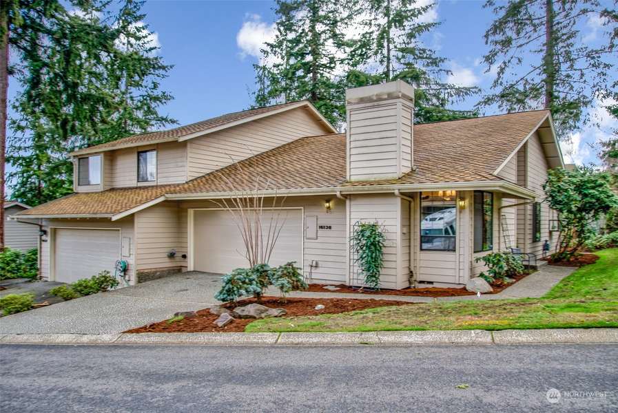 16135 SE 33rd LN, Bellevue, WA 98008