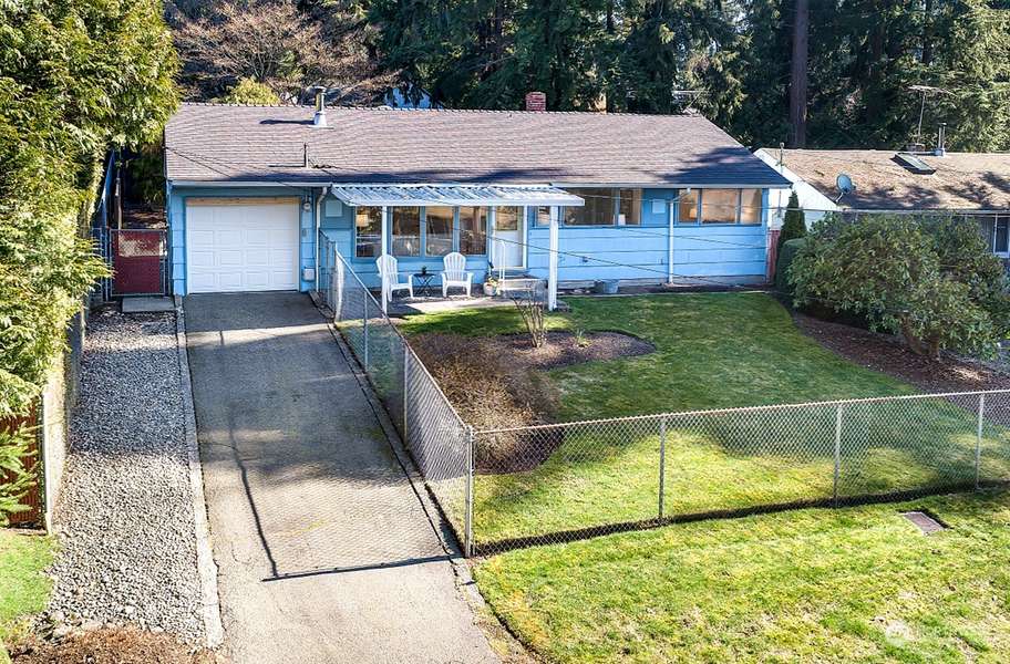 13756 22nd AVE NE, Seattle, WA 98125