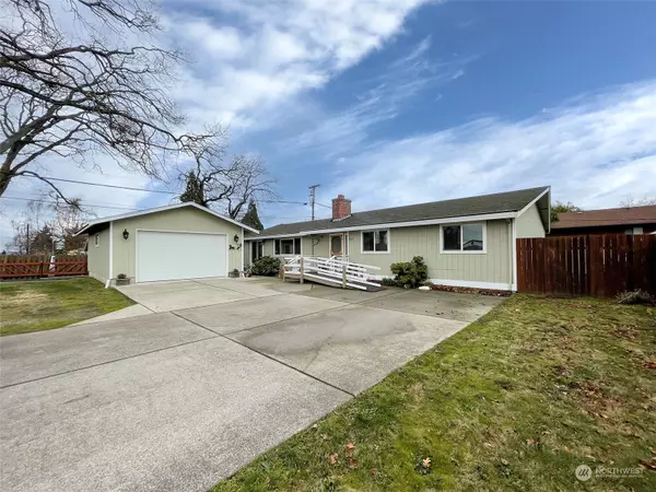 211 E Fir ST, Sequim, WA 98382