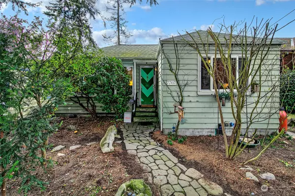 7707 Earl AVE NW, Seattle, WA 98117