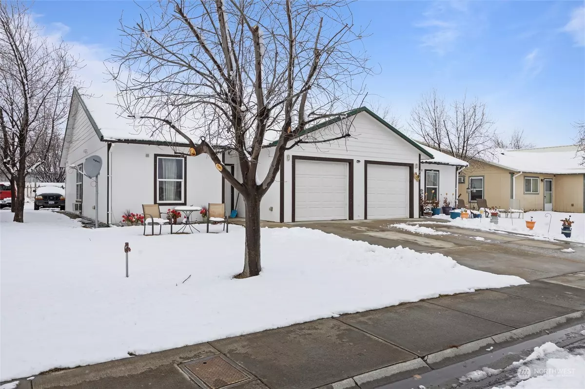 Ephrata, WA 98823,231 K ST NE