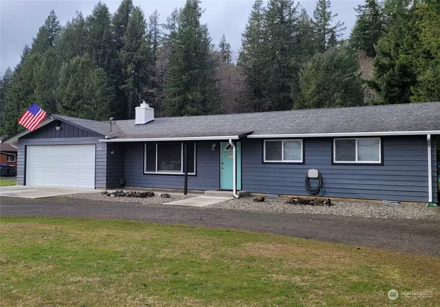 37 Elma McCleary RD, Elma, WA 98541