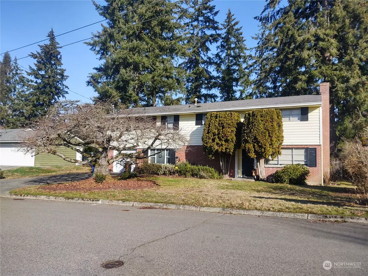 Bellevue, WA 98008,126 160th PL SE