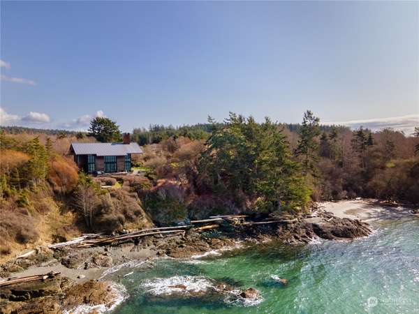 265 Rainshadow RD,  San Juan Island,  WA 98250