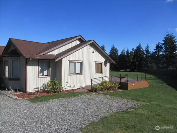 Sequim, WA 98382,271 Falcon RD