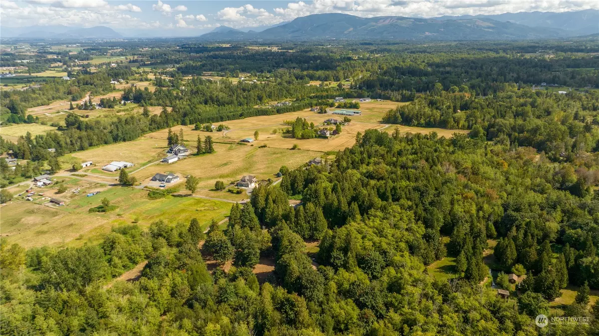 Bellingham, WA 98226,5497 East RD