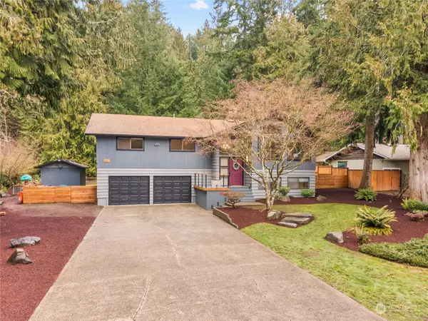 Olympia, WA 98512,2217 Lakemoor DR SW