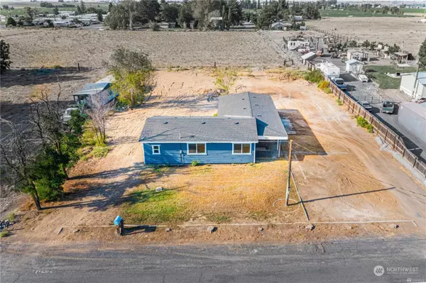 9856 NE Stone RD, Moses Lake, WA 98837