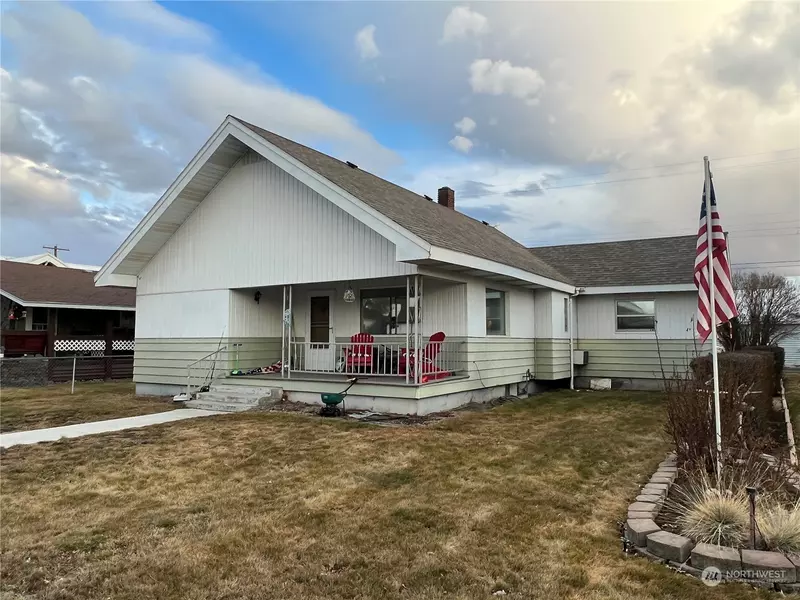 104 E 1st AVE, Odessa, WA 99159