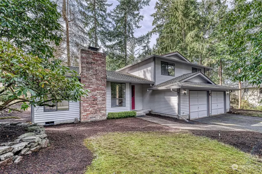 325 Point Fosdick PL NW, Gig Harbor, WA 98335