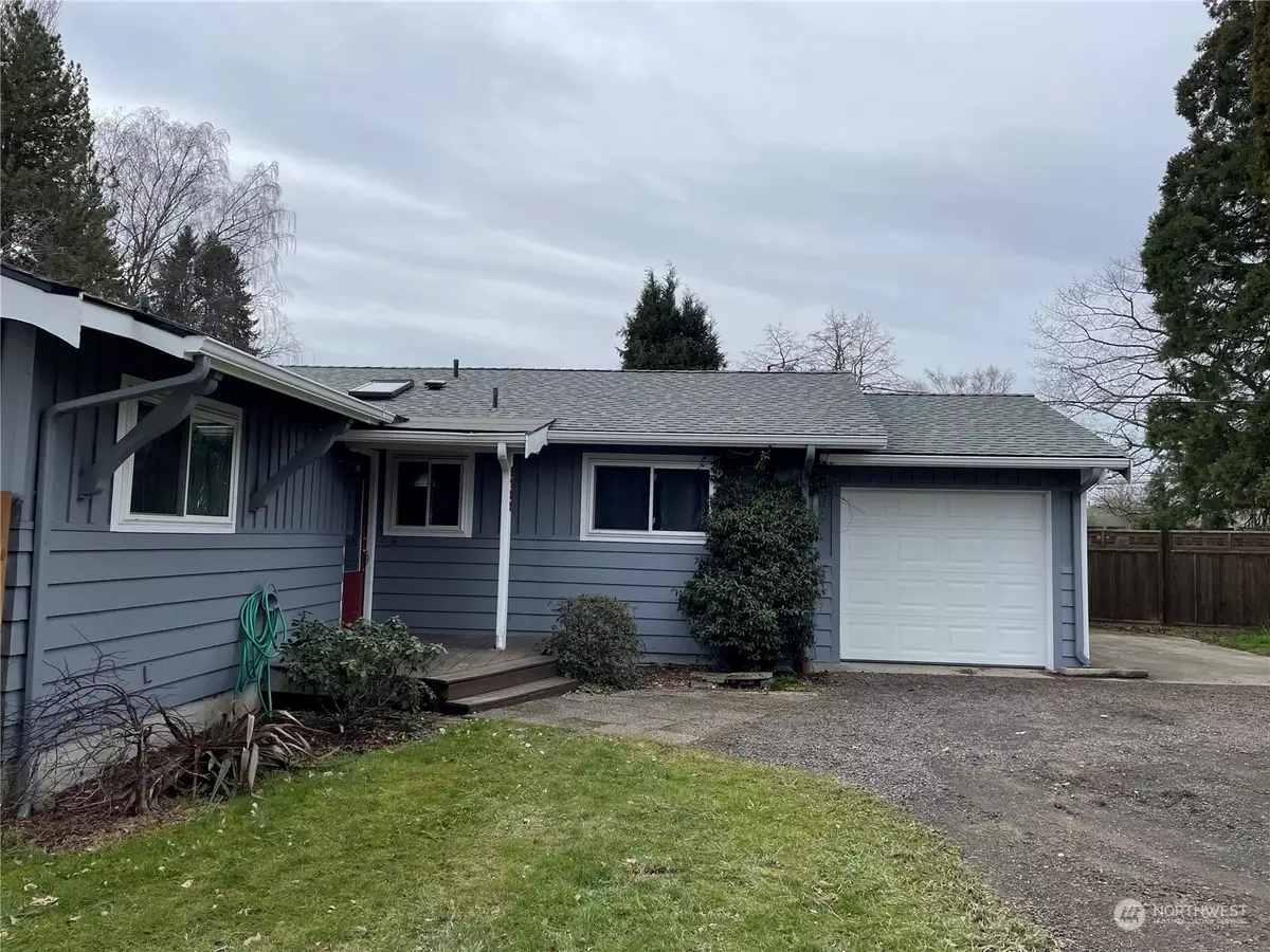 Vashon, WA 98070,9733 SW 192nd ST